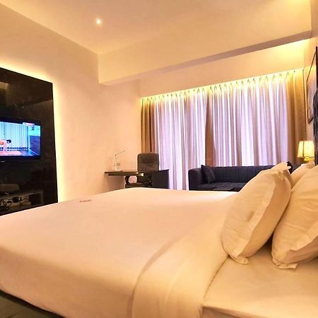 Galaxy Club & Hotel Bijāpur 外观 照片